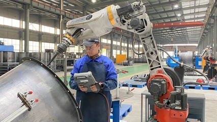 振康机械汤子康 敢与国际豪门扳手腕的“农民企业家”与他的机械设备研发梦